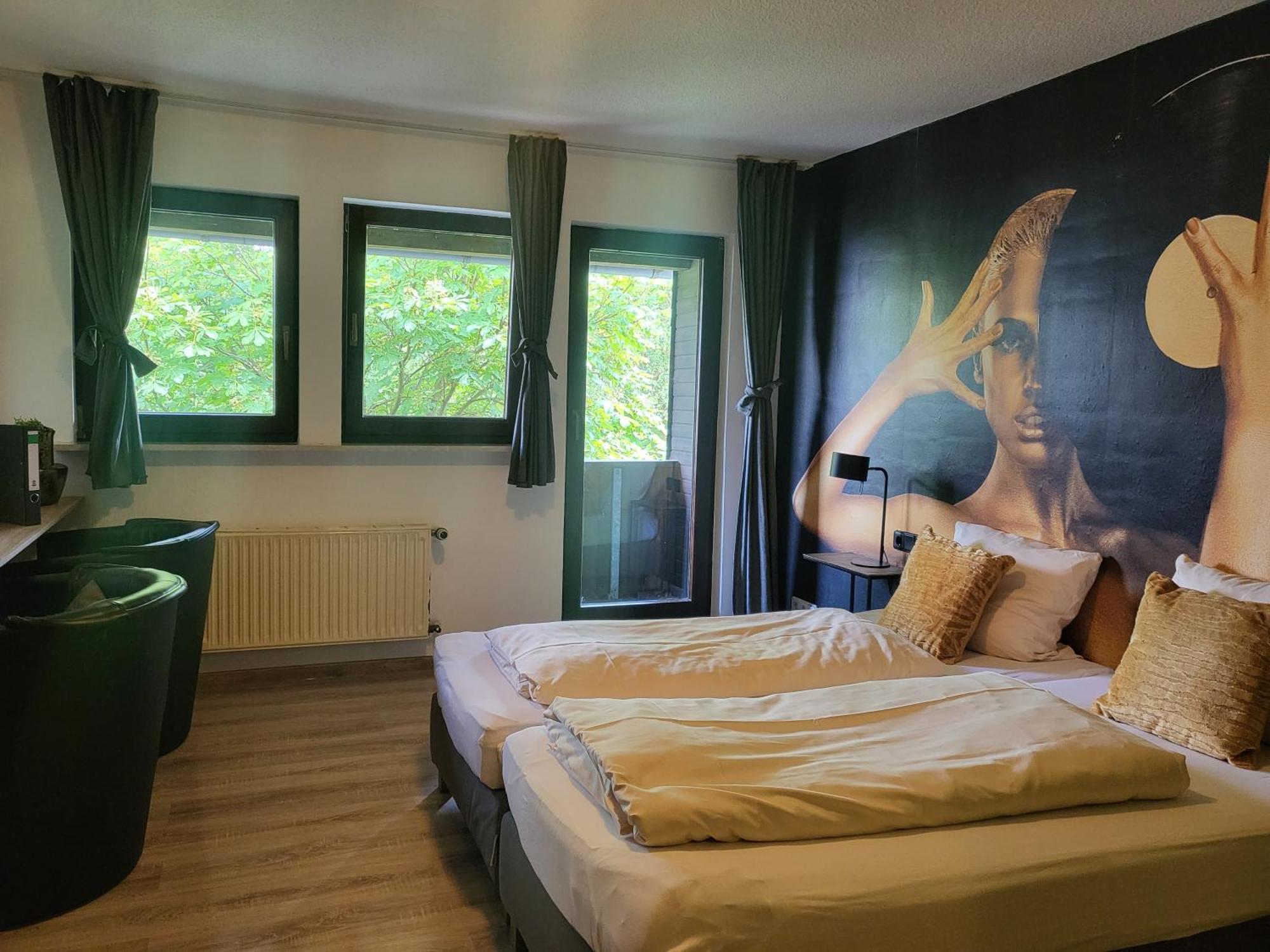 슈말렌부르크 Zur Schmitte B&B 외부 사진